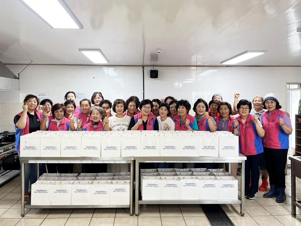 함양군 여성단체협의회 어려운 가정 밑반찬 만들어주기 사업 추진(7월)