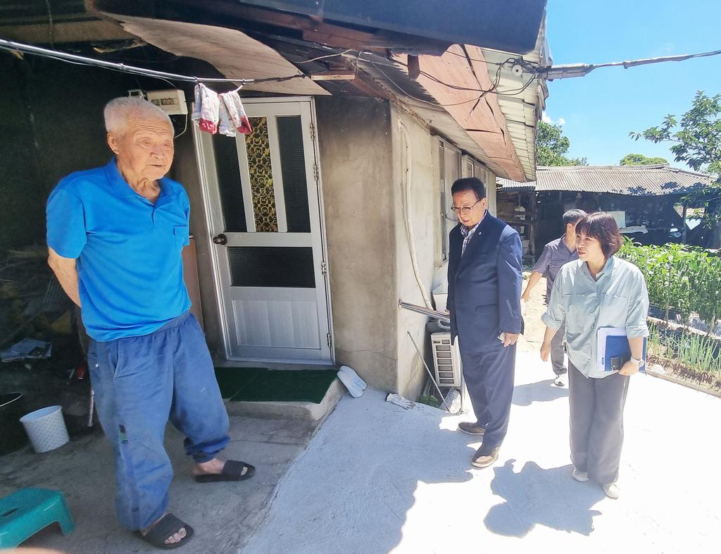 함양군 경남형 희망나눔 통합돌봄 ‘주거지원’ 사업 현장 방문