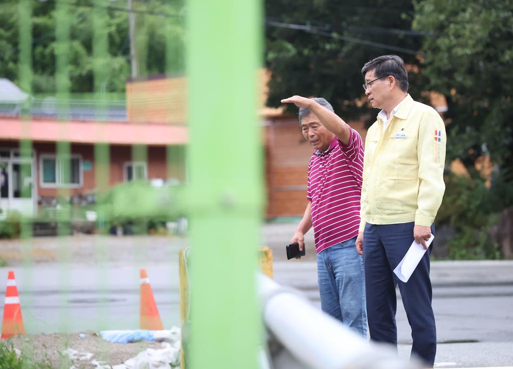 진병영 함양군수, 함양읍 찾아 무더위쉼터·수해피해 현장 점검