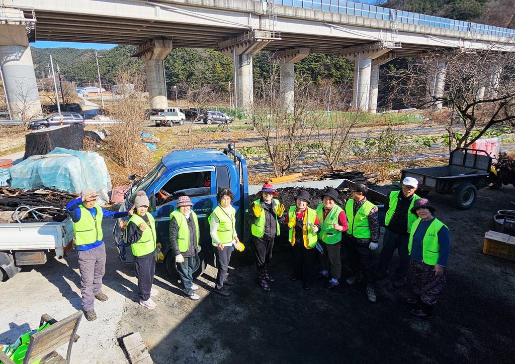 함양 수동면 자연보호협의회 주택화재 농가 청소